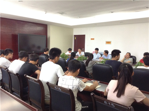 同学们,我听见了你的声音——必赢官网举行“校长接待日”活动(1).jpg