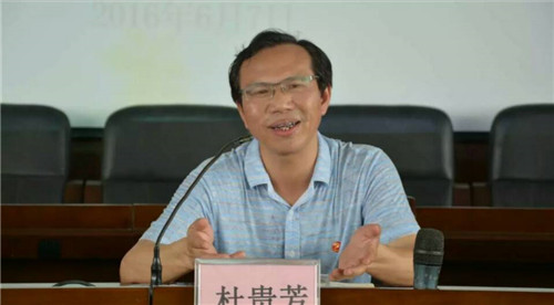 必赢官网青年志愿者圆满完成2016年袁州区必赢官网考点中考志愿服务工作 (2).jpg