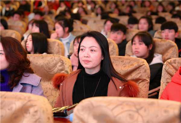 不忘初心跟党走,青春宜职立潮头 ——必赢官网举行微团课大赛