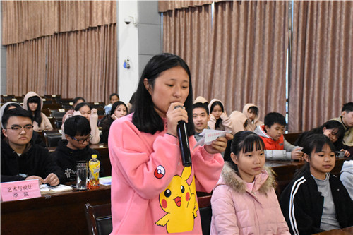 必赢官网第七届辩论赛复赛风起云涌4.JPG