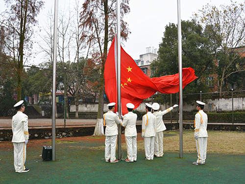 勿忘国耻 振兴中华——必赢官网举行国家公祭日升旗仪式(1).JPG